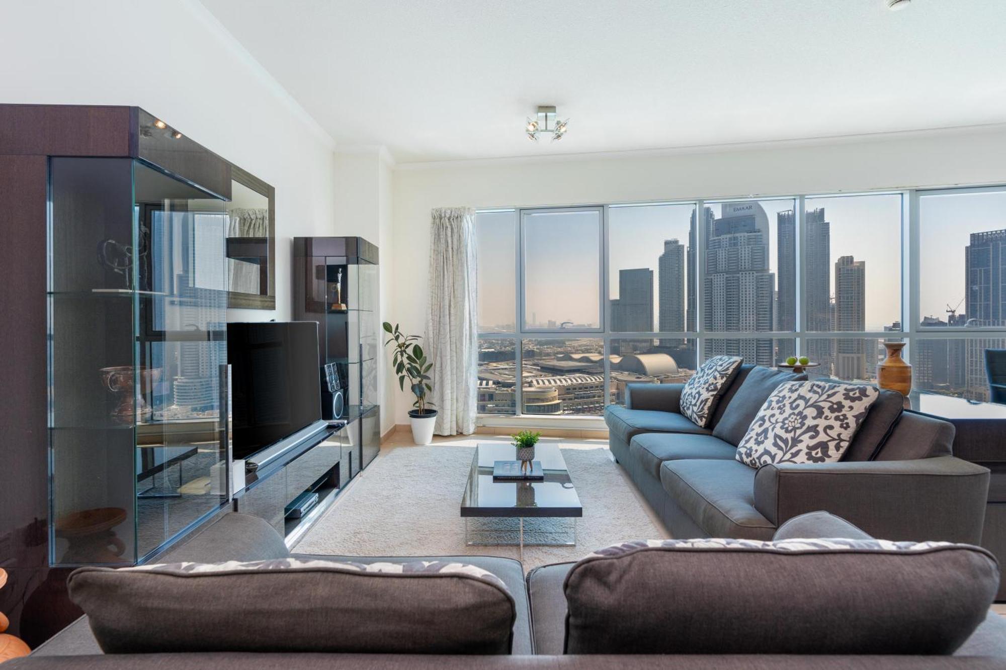 Incredible Fountain Views 2. 5 Bedroom Burj Residences شقة